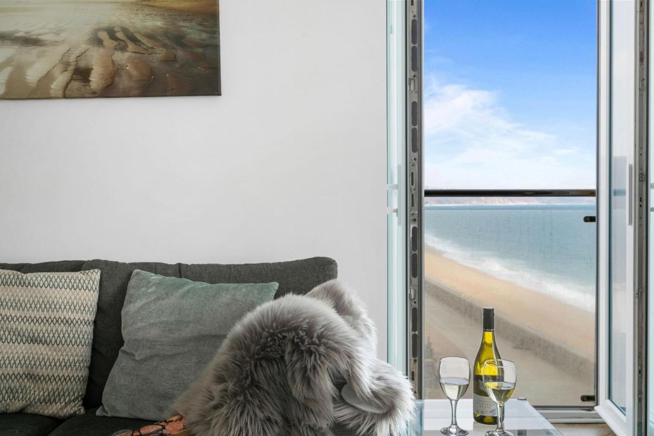 14 At The Beach, Torcross Vakantiehuis *