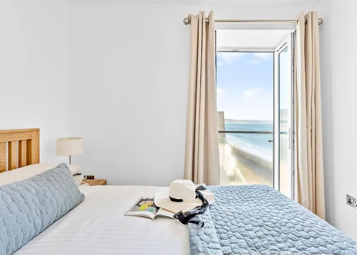 14 At The Beach, Torcross